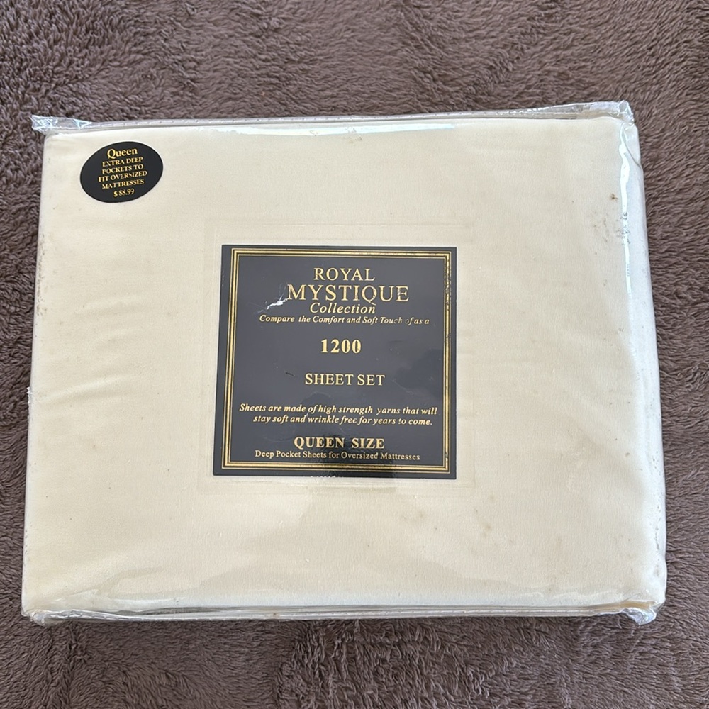 ✨2/$80✨ NWT Royal Mystique Collection 1200 Elegance QUEENS Size Bed Set